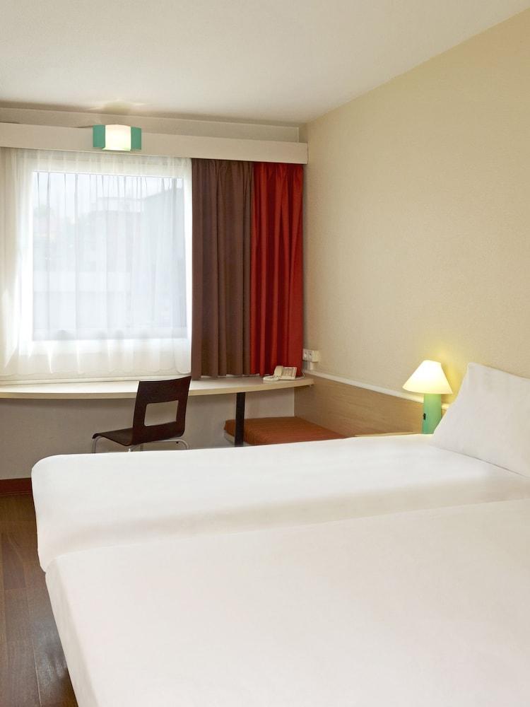Ibis Katowice - Zabrze Ξενοδοχείο Εξωτερικό φωτογραφία