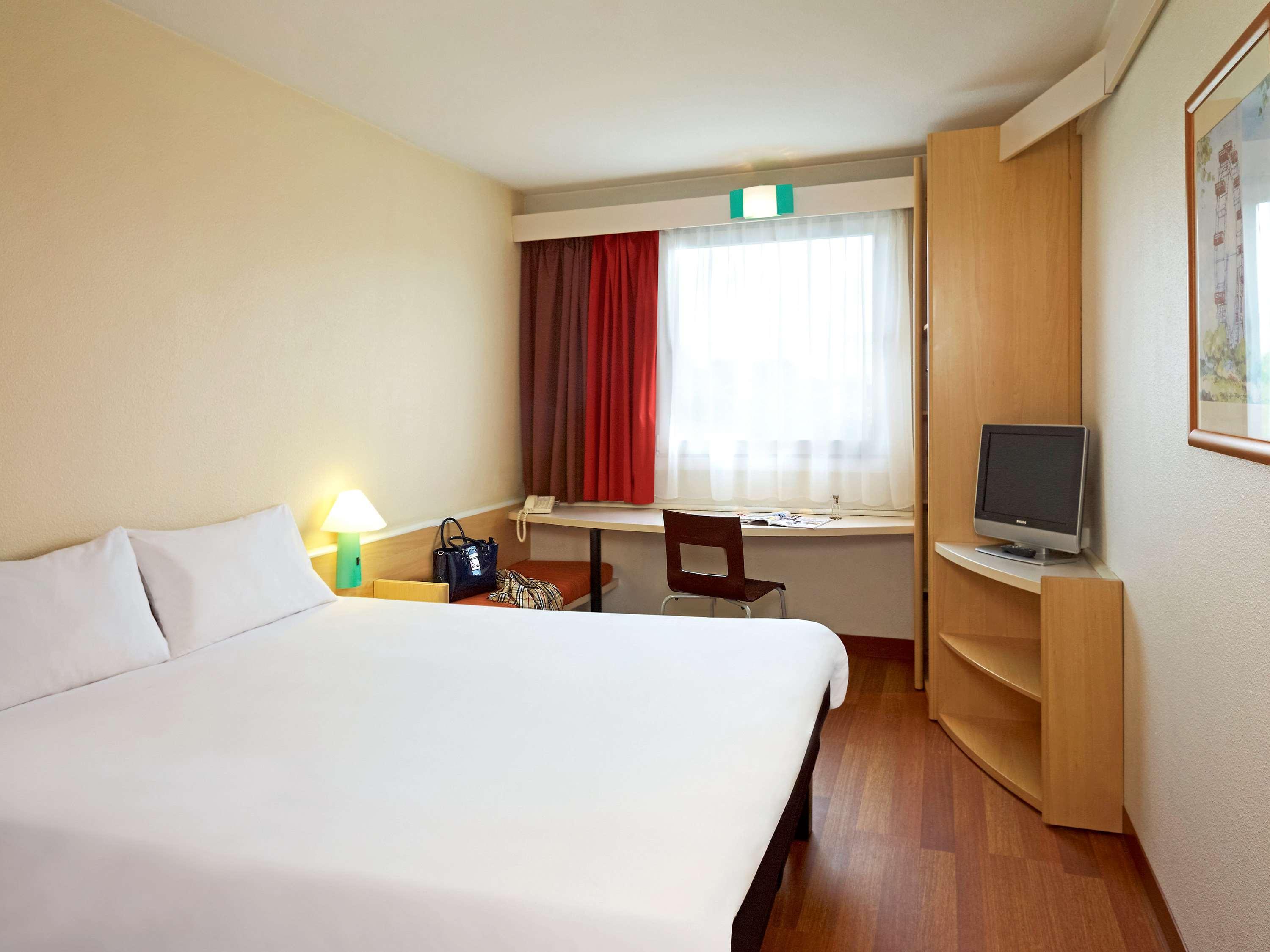Ibis Katowice - Zabrze Ξενοδοχείο Εξωτερικό φωτογραφία