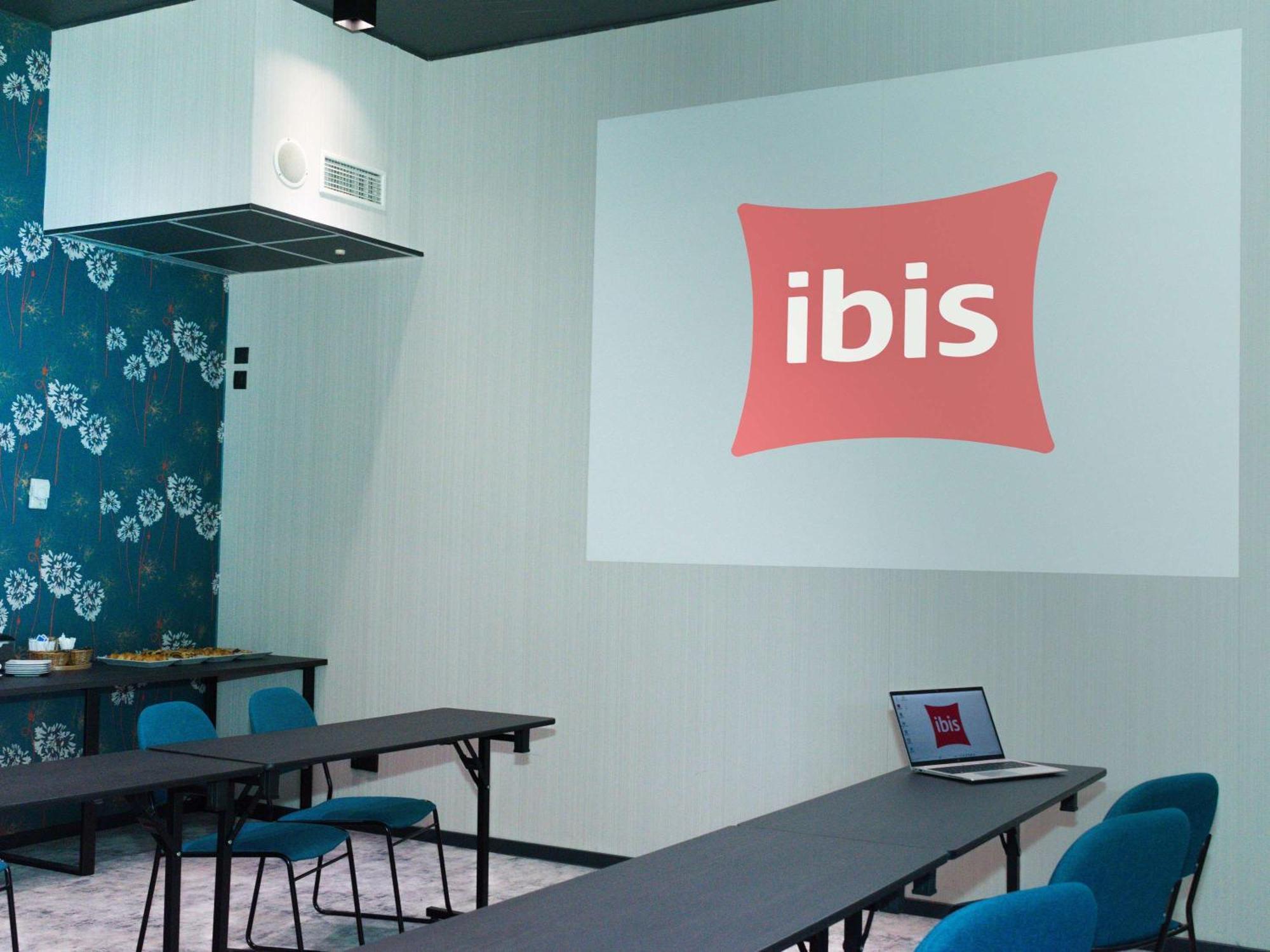 Ibis Katowice - Zabrze Ξενοδοχείο Εξωτερικό φωτογραφία