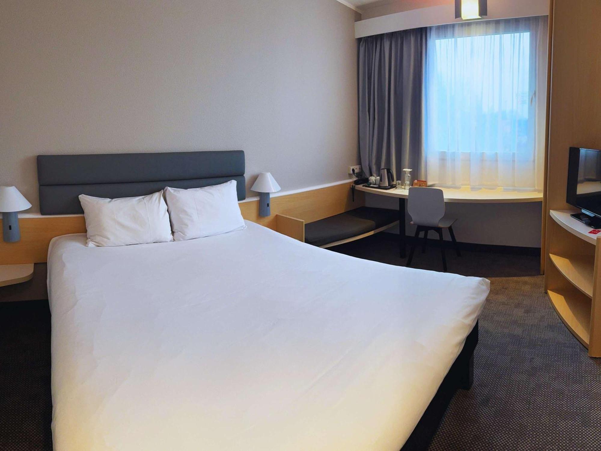 Ibis Katowice - Zabrze Ξενοδοχείο Εξωτερικό φωτογραφία
